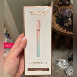 Trophy Skin MD Skincare BrigjtenMD facial device LED Microcurrent